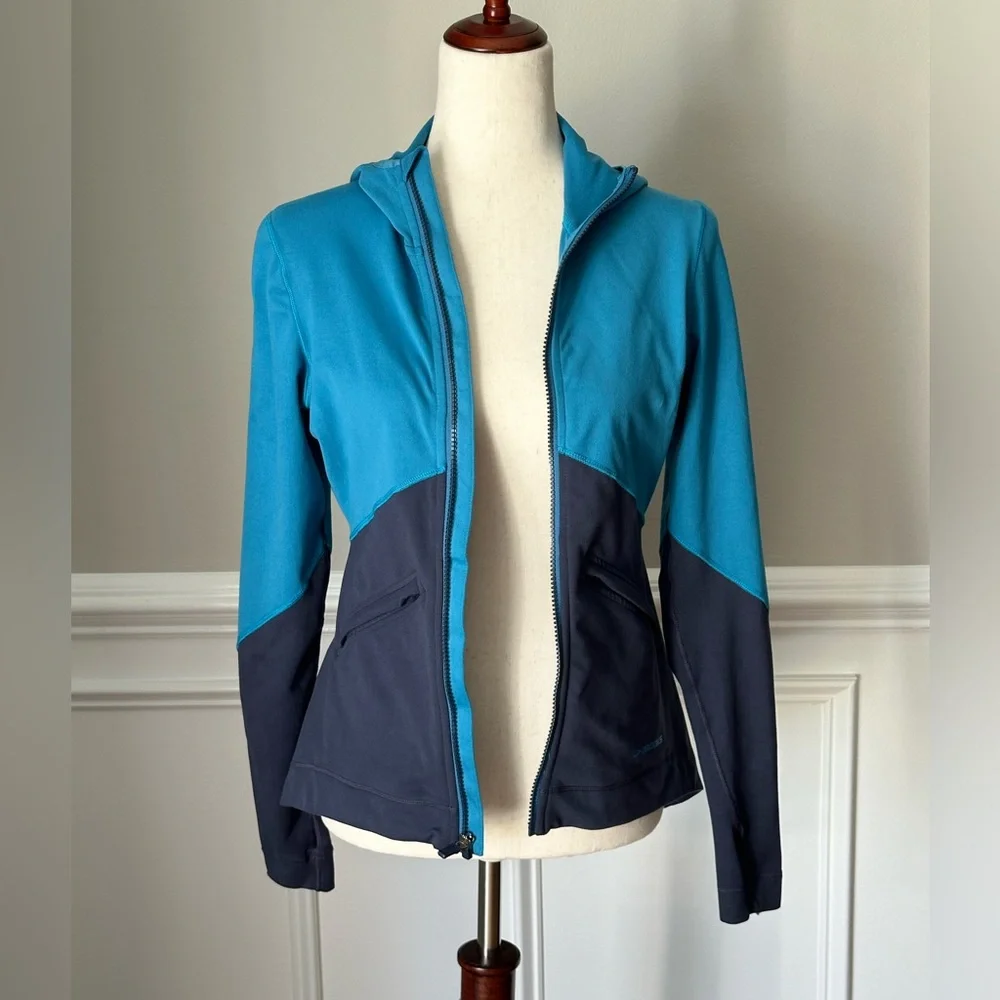 Brooks Women’s Utopia Thermal Hoodie size XS - Picture 13 of 13